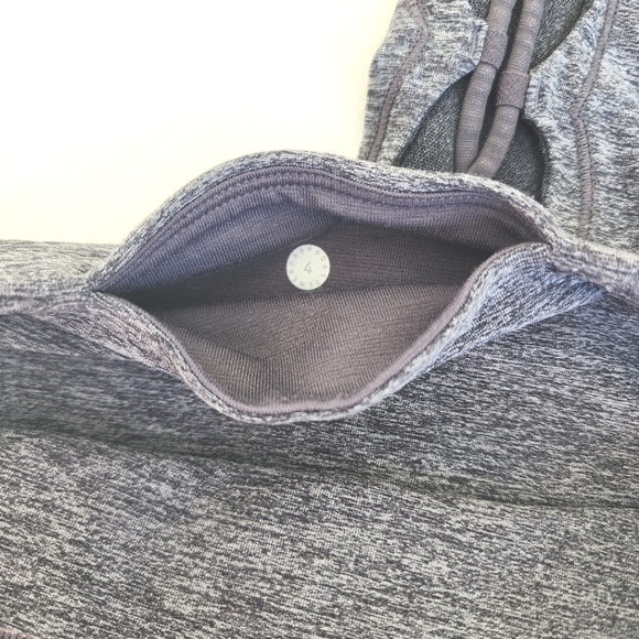 Lululemon Women's Size 4 Tied To It Tight 7/8 Length 25" inseam - Picture 9 of 11